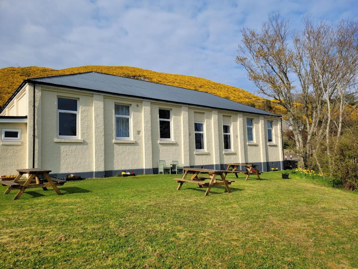 Helmsdale Lodge Hostel - All Rooms En-Suite Exterior photo